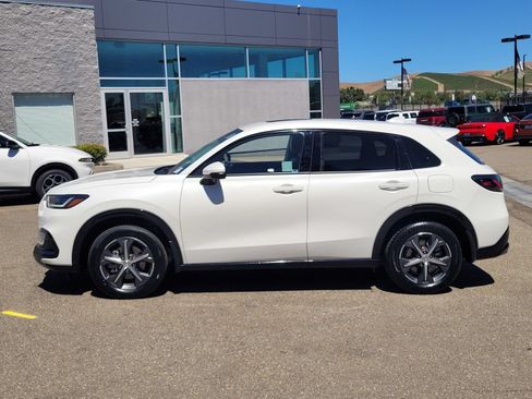 Used 2024 Honda HR-V EX-L image 7
