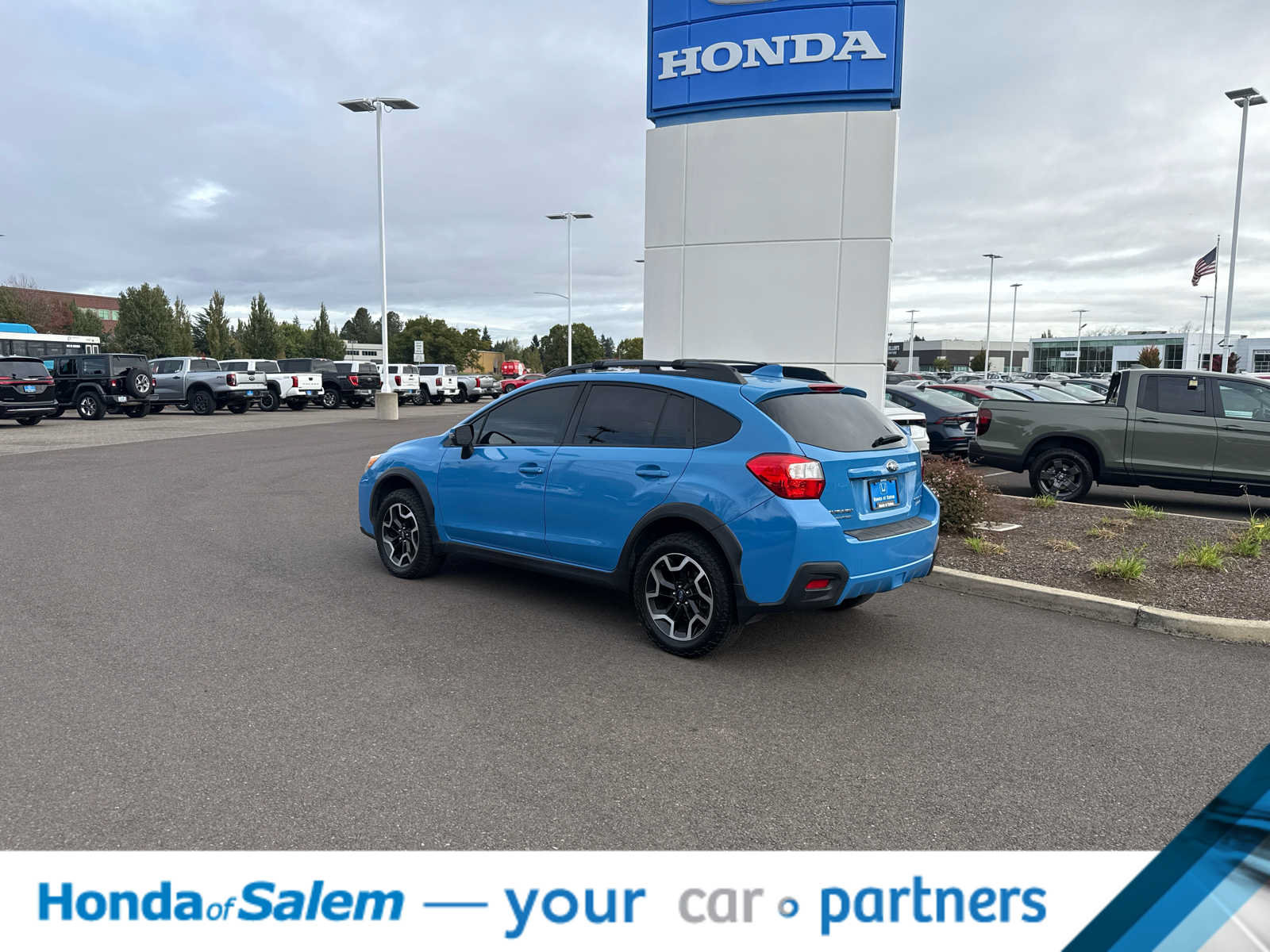 Used 2017 Subaru Crosstrek 2.0i Limited AWD/4WD image 4