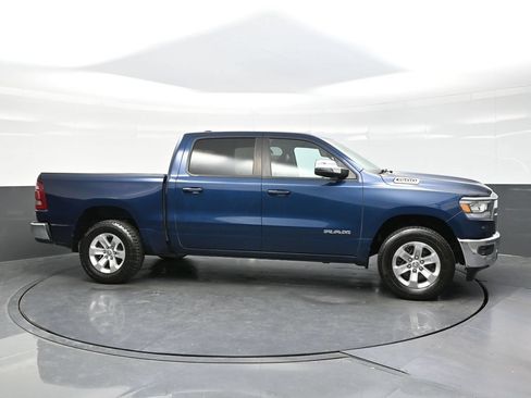 Used 2023 RAM 1500 Laramie AWD/4WD image 8
