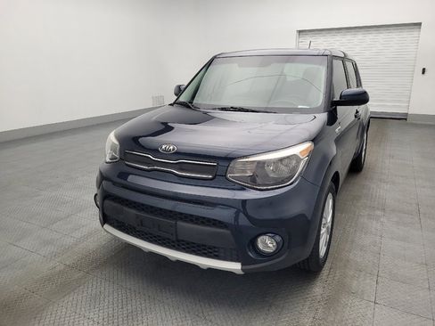 Used 2017 Kia Soul + image 15