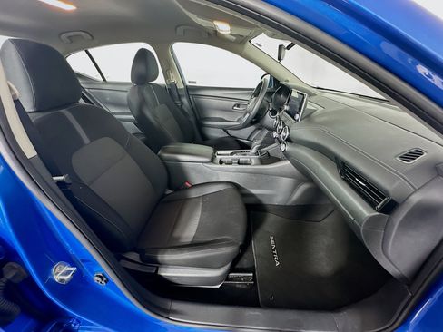 Used 2024 Nissan Sentra SV image 30