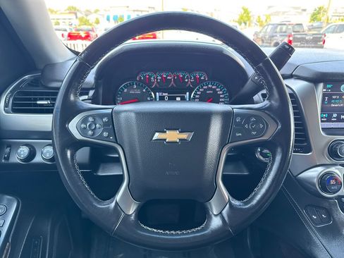 Used 2019 Chevrolet Tahoe LT w/ Luxury Package AWD/4WD image 14