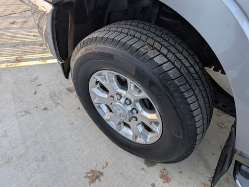 Used 2020 RAM 2500 Laramie image 9