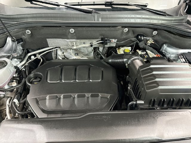 Used 2024 Volkswagen Atlas SEL AWD/4WD image 32