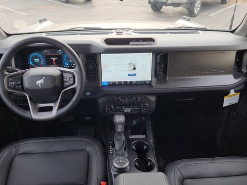 New 2025 Ford Bronco Big Bend image 24