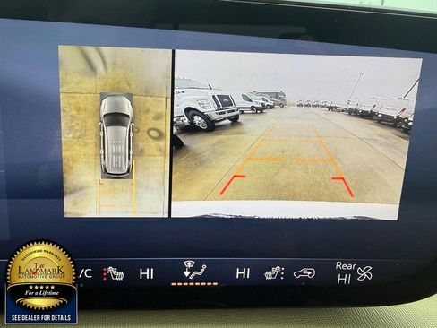 Used 2025 Buick Enclave Preferred image 13