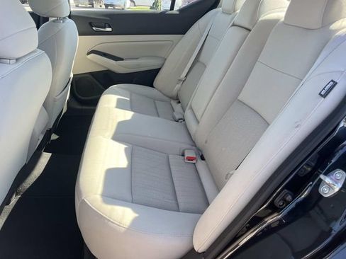 Used 2022 Nissan Altima 2.5 SV FWD image 18