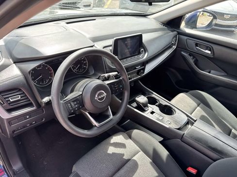 Used 2024 Nissan Rogue SV FWD image 19
