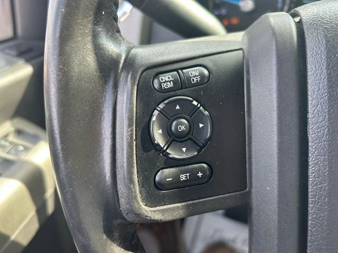 Used 2011 Ford F350 Lariat w/ Lariat Interior Pkg image 17