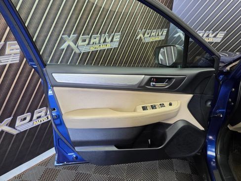 Used 2016 Subaru Outback 2.5i Premium image 16