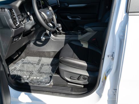 New 2026 Ford Ranger Lariat w/ FX4 Off-Road Package AWD/4WD image 17