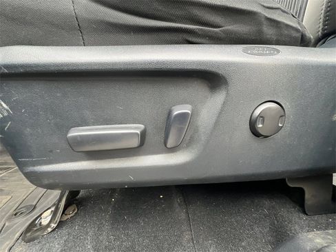 Used 2017 Toyota Tundra SR5 image 25