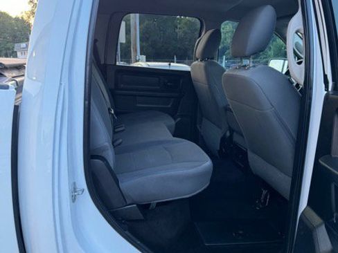 Used 2017 RAM 1500 Express w/ Express Value Package image 16