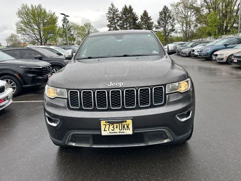 Used 2020 Jeep Grand Cherokee Limited AWD/4WD image 2