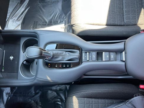 Used 2026 Honda HR-V LX image 25