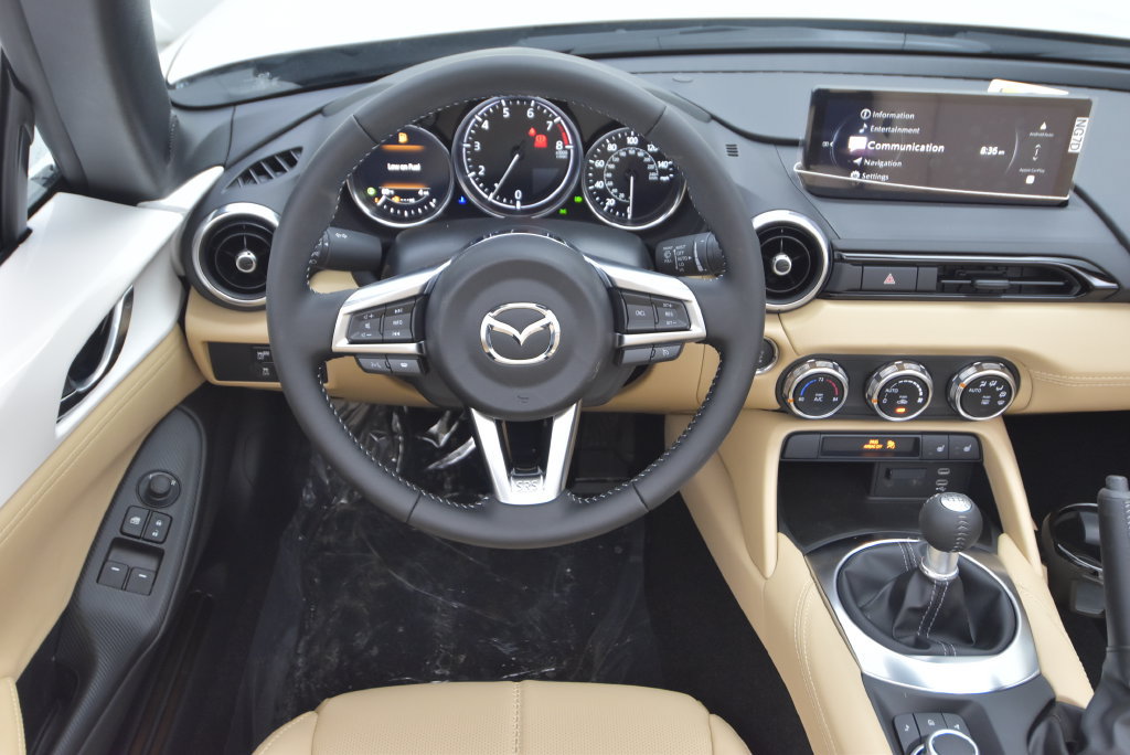 Used 2025 MAZDA MX-5 Miata Grand Touring w/ Appearance Package RWD image 25