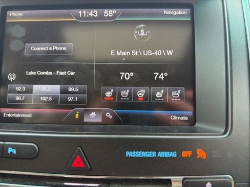 Used 2016 Ford Explorer Platinum AWD/4WD image 33