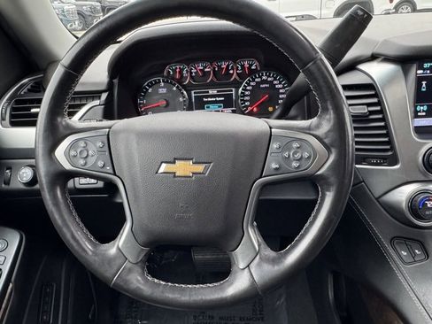 Used 2020 Chevrolet Suburban LT image 20