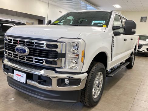 New 2026 Ford F250 XLT image 4