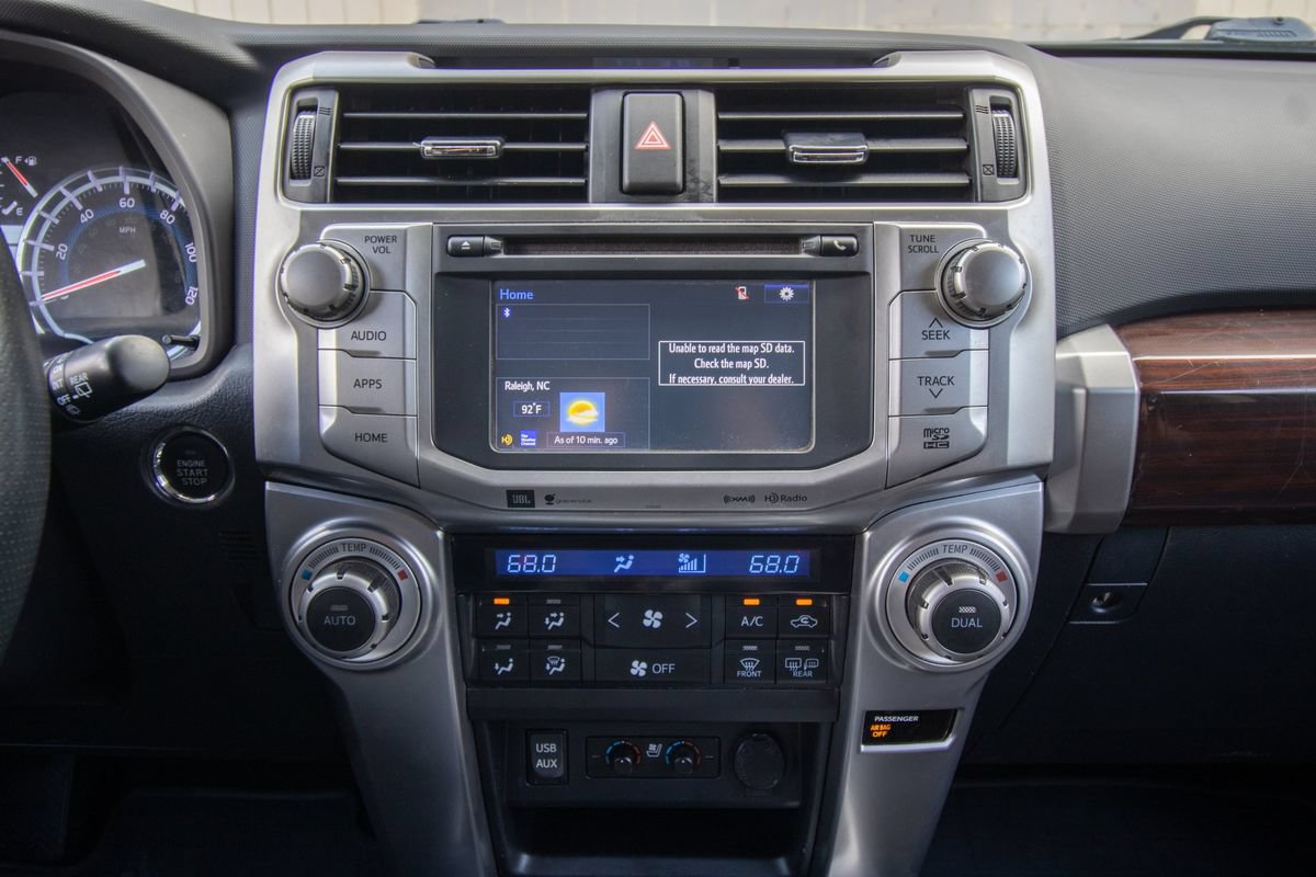 Used 2016 Toyota 4Runner Limited AWD/4WD image 28