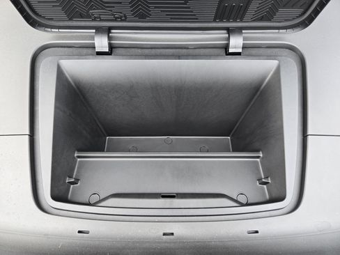 New 2026 Volvo EX30 Cross Country Ultra image 33