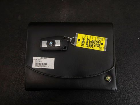 Used 2012 BMW 328i Convertible image 44