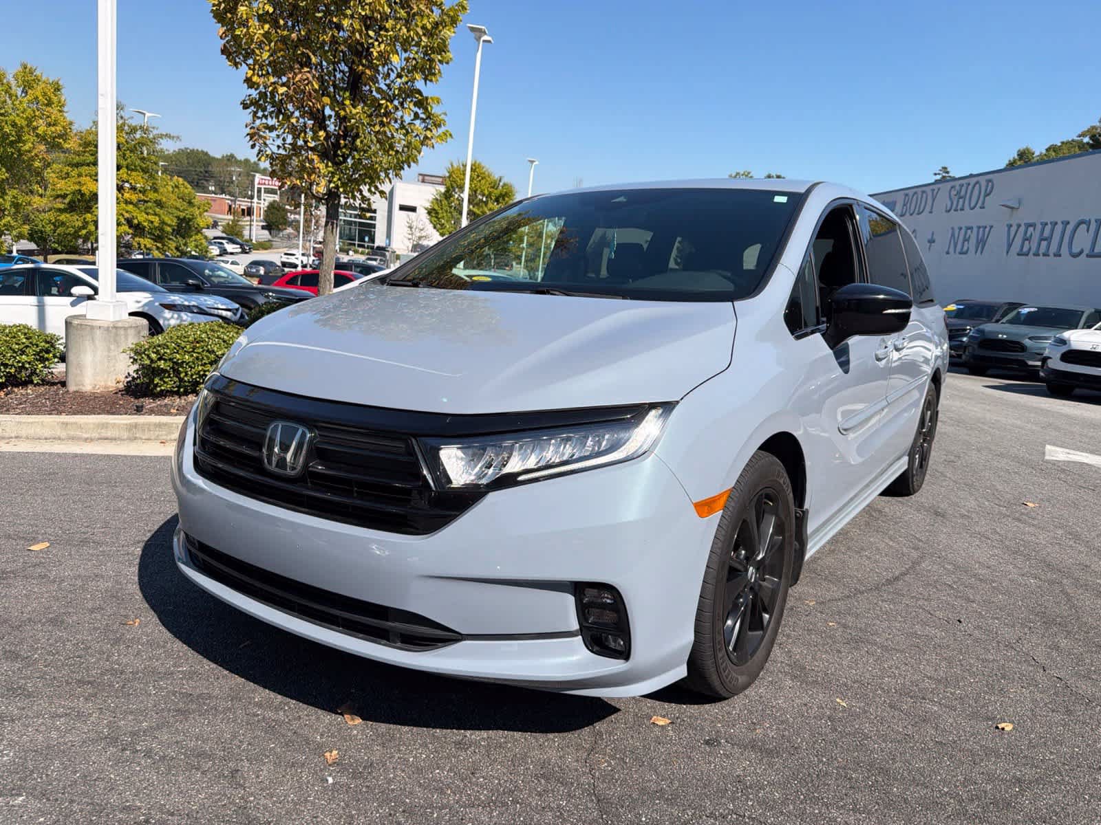 Used 2024 Honda Odyssey Sport image 1