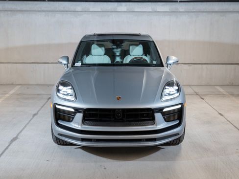 Certified 2024 Porsche Macan S AWD/4WD image 6