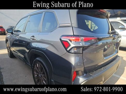 Used 2025 Subaru Forester Sport AWD/4WD image 3