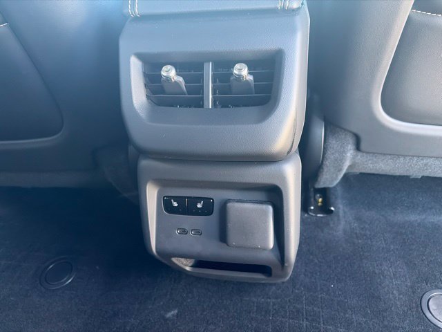 Used 2026 Cadillac Optiq Sport 2 w/ LPO, Floor Liner Package AWD/4WD image 13