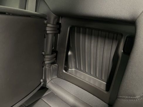 Used 2023 GMC Sierra 1500 SLT w/ SLT Premium Plus Package image 29