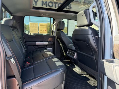 Used 2024 Ford F250 Lariat w/ Lariat Ultimate Package image 28