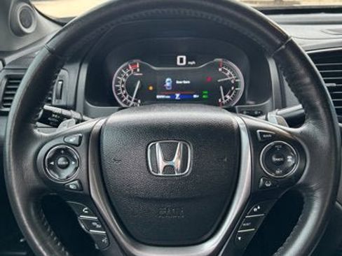 Used 2023 Honda Ridgeline RTL-E image 10