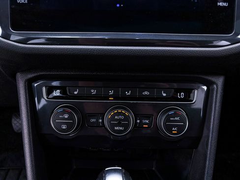 Used 2020 Volkswagen Tiguan SE w/ Panoramic Sunroof Package AWD/4WD image 24