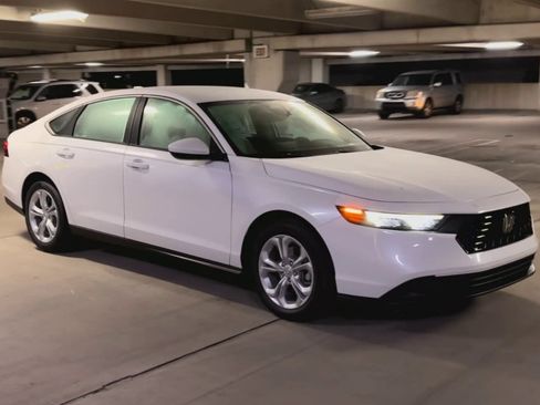 Used 2024 Honda Accord LX image 2