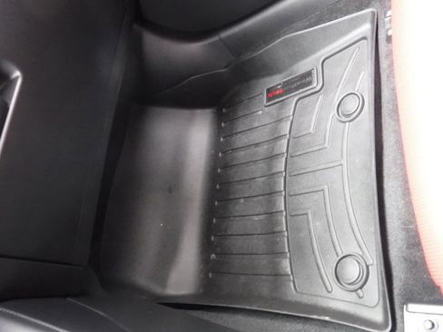 Used 2023 MAZDA MAZDA3 s image 19