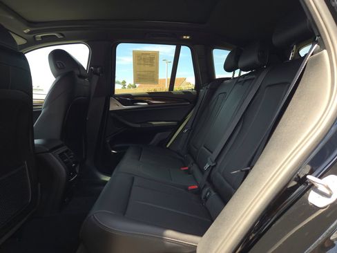 Used 2024 BMW X3 sDrive30i w/ Premium Package RWD image 9