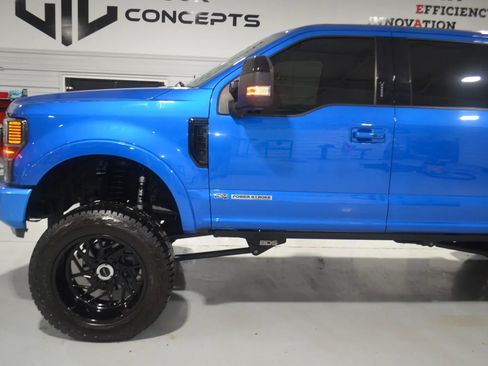 Used 2020 Ford F250 Lariat image 5