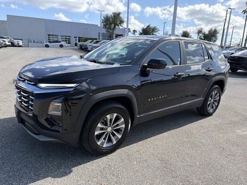 Used 2025 Chevrolet Equinox LT AWD/4WD image 5