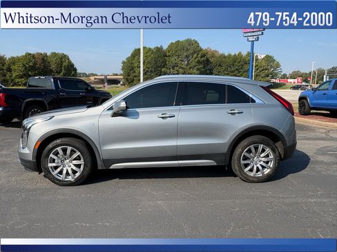 Used 2023 Cadillac XT4 Premium Luxury FWD image 8