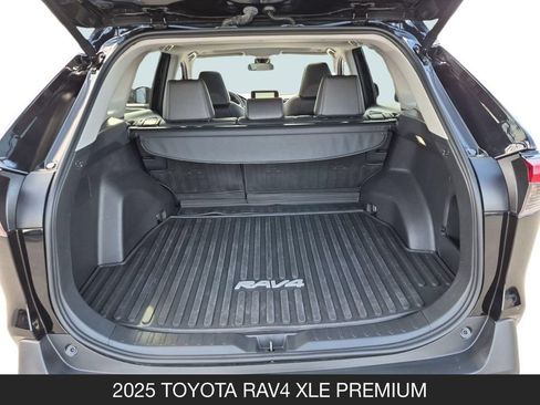 Used 2025 Toyota RAV4 XLE Premium FWD image 25