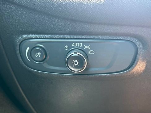 Used 2024 Chevrolet Equinox LT AWD/4WD image 30