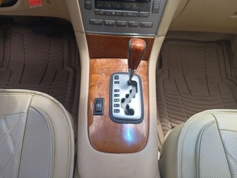 Used 2005 Lexus ES 330 FWD image 18