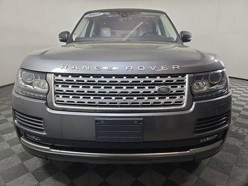 Used 2017 Land Rover Range Rover HSE image 3