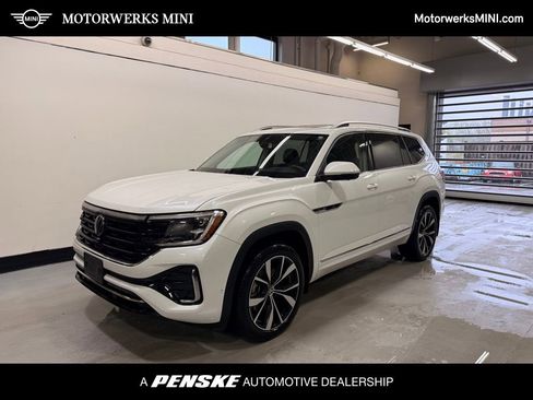 Used 2024 Volkswagen Atlas SEL Premium R-Line AWD/4WD image 1