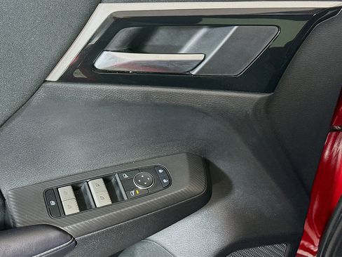 Used 2024 Mitsubishi Outlander ES FWD image 14