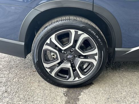 Used 2024 Subaru Ascent Touring AWD/4WD image 12