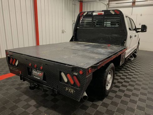 Used 2022 Ford F250 XL w/ Power Equipment Group image 21