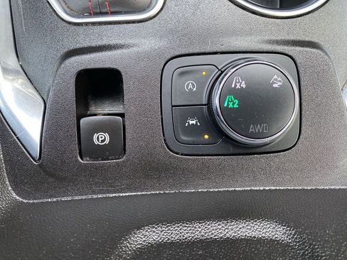 Certified 2023 Chevrolet Traverse RS w/ LPO, Floor Liner Package image 19