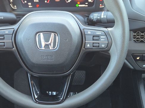Used 2025 Honda Accord SE image 16